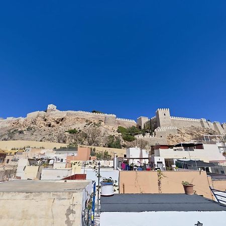 Casita La Paloma Bonita Del Pescador Hasta 5 Personas En El Casco Antiguo La Medina Centro Almeria Bajo Alcazaba Terraza Buena Vista Parking Privado Y Sabanas En Opcion المظهر الخارجي الصورة