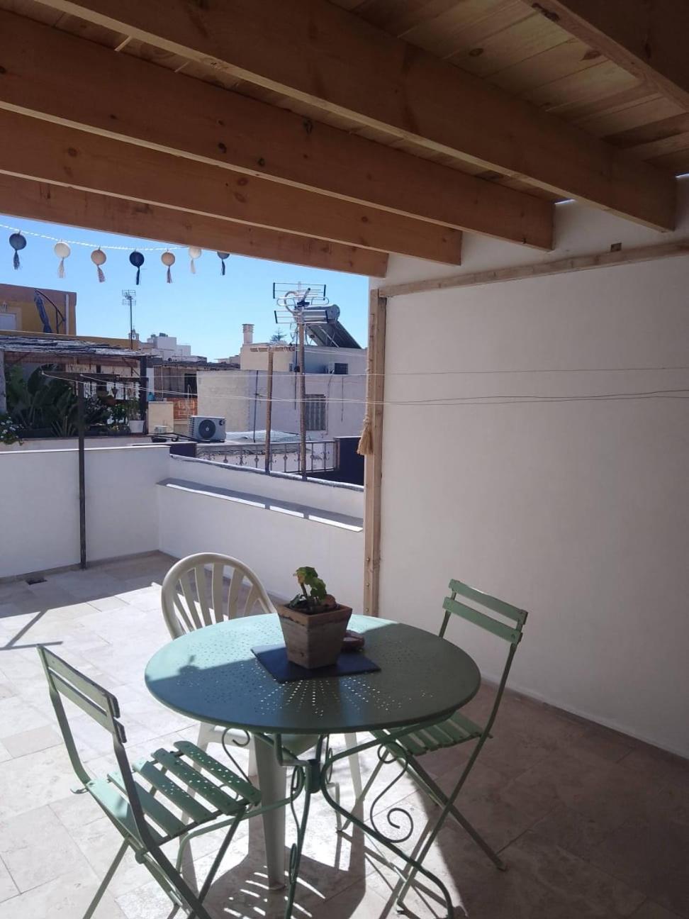 Casita La Paloma Bonita Del Pescador Hasta 5 Personas En El Casco Antiguo La Medina Centro Almeria Bajo Alcazaba Terraza Buena Vista Parking Privado Y Sabanas En Opcion المظهر الخارجي الصورة